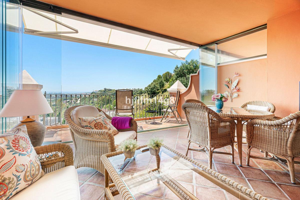Apartment Middle Floor in Monte Halcones
