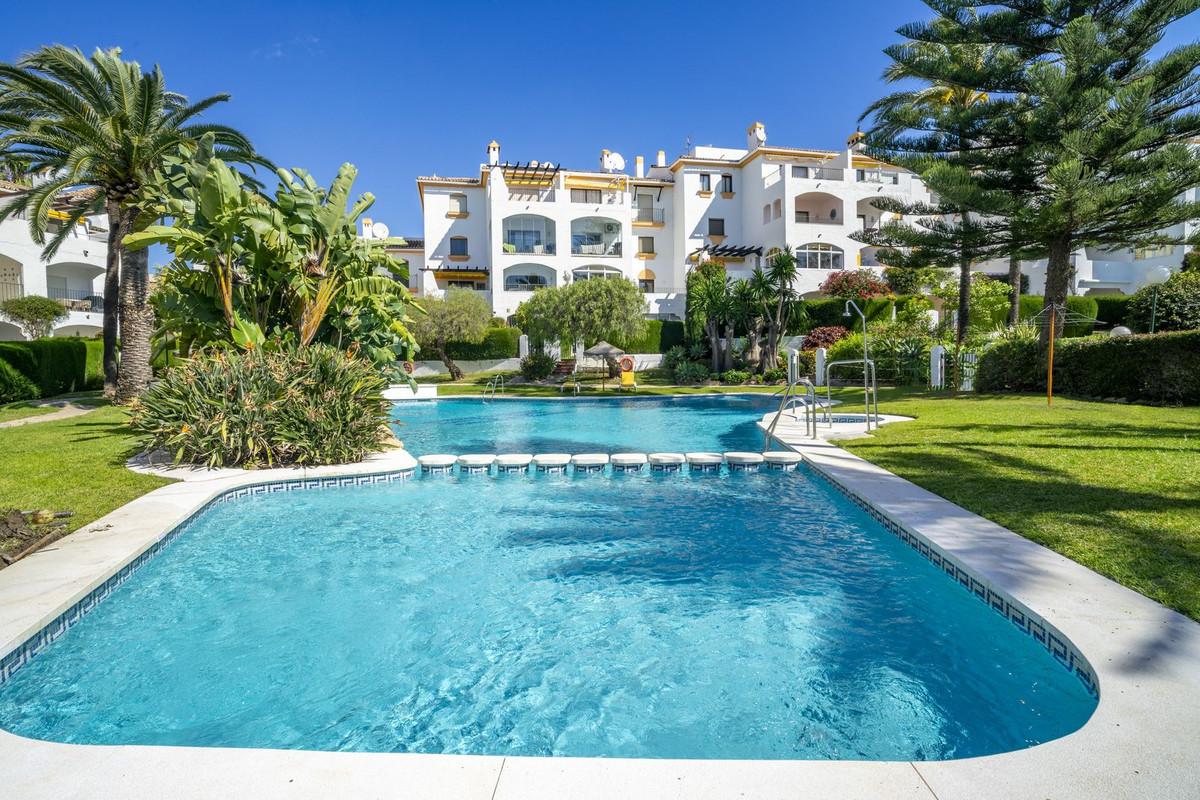 Apartment Ground Floor in Nueva Andalucía