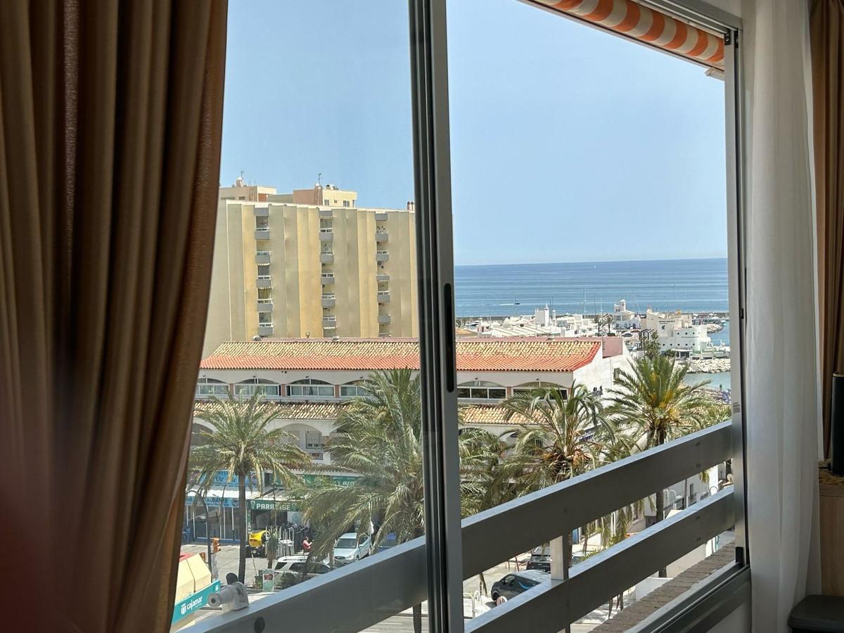 Apartment Middle Floor in Benalmadena Costa