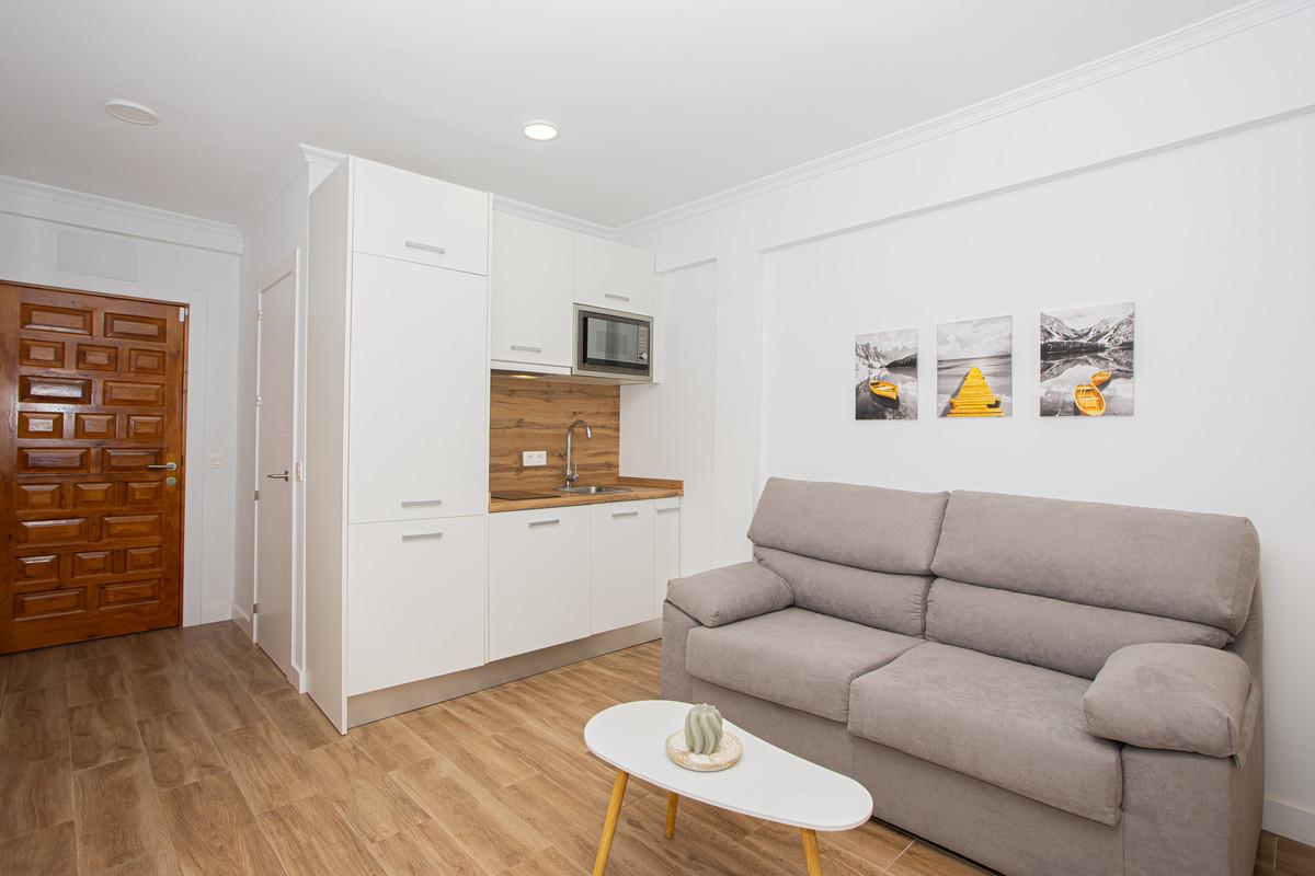 Apartment Middle Floor in Nueva Andalucía
