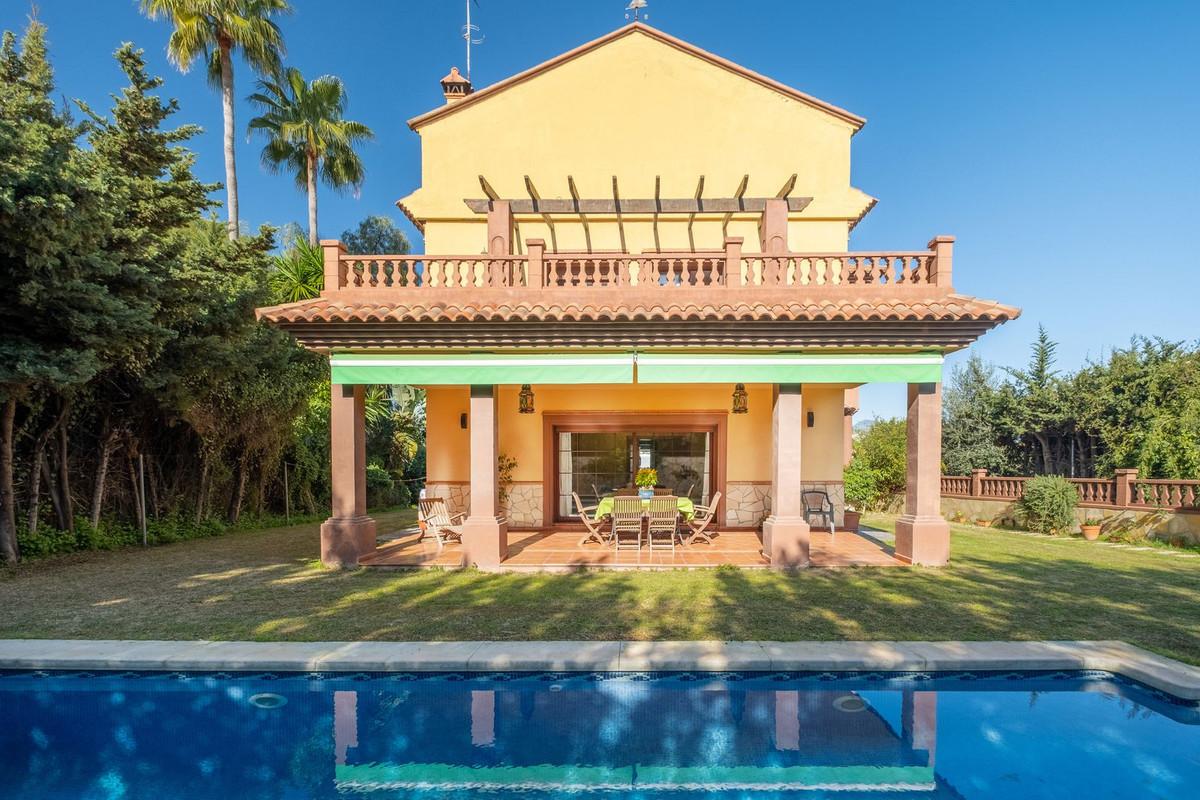 Villa Detached in San Pedro de Alcántara