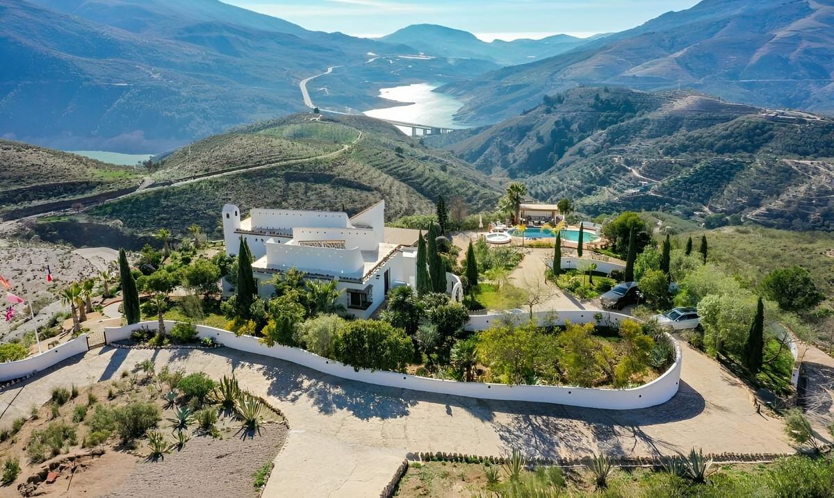Villa Finca in M&aacute;laga