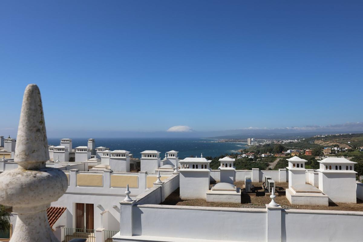 Apartment Middle Floor in Manilva