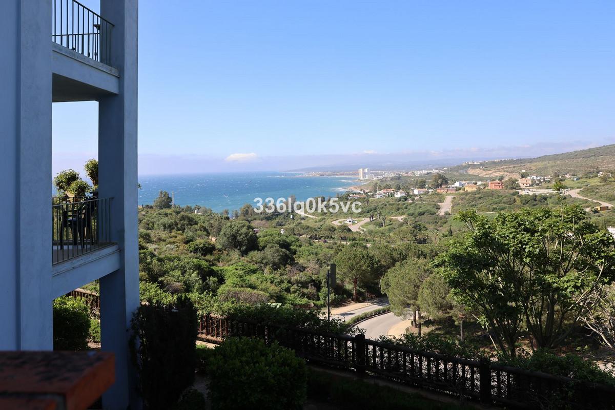 Apartment Middle Floor in Manilva