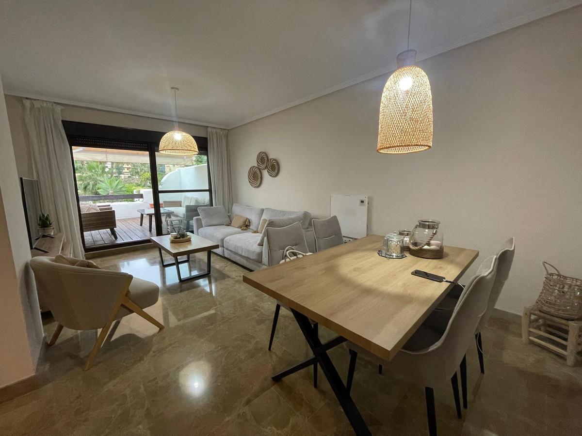 Apartment Middle Floor in Estepona