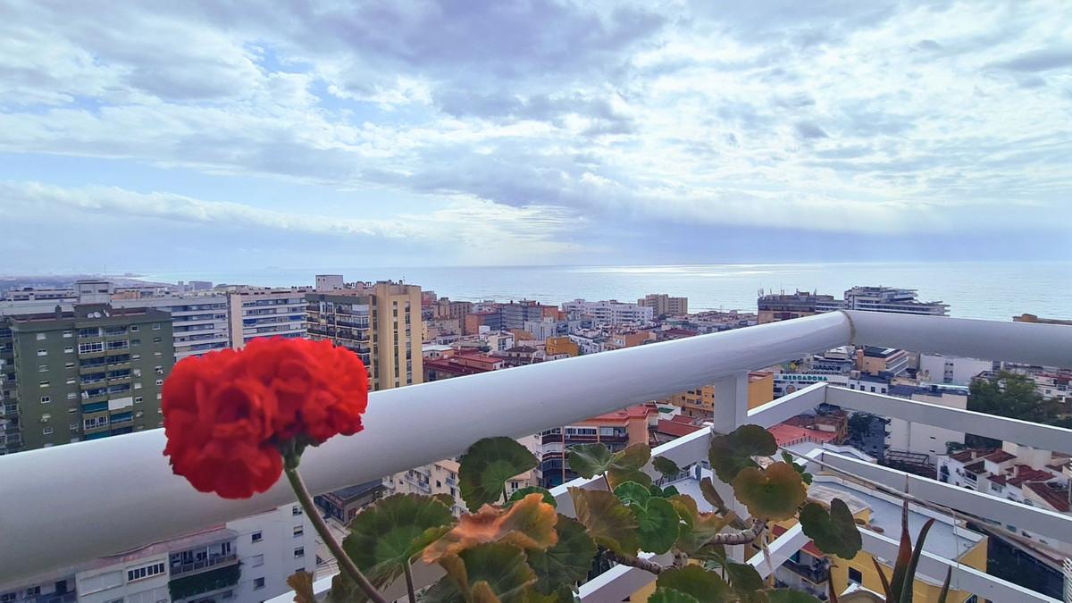 Apartment Penthouse in Torremolinos Centro