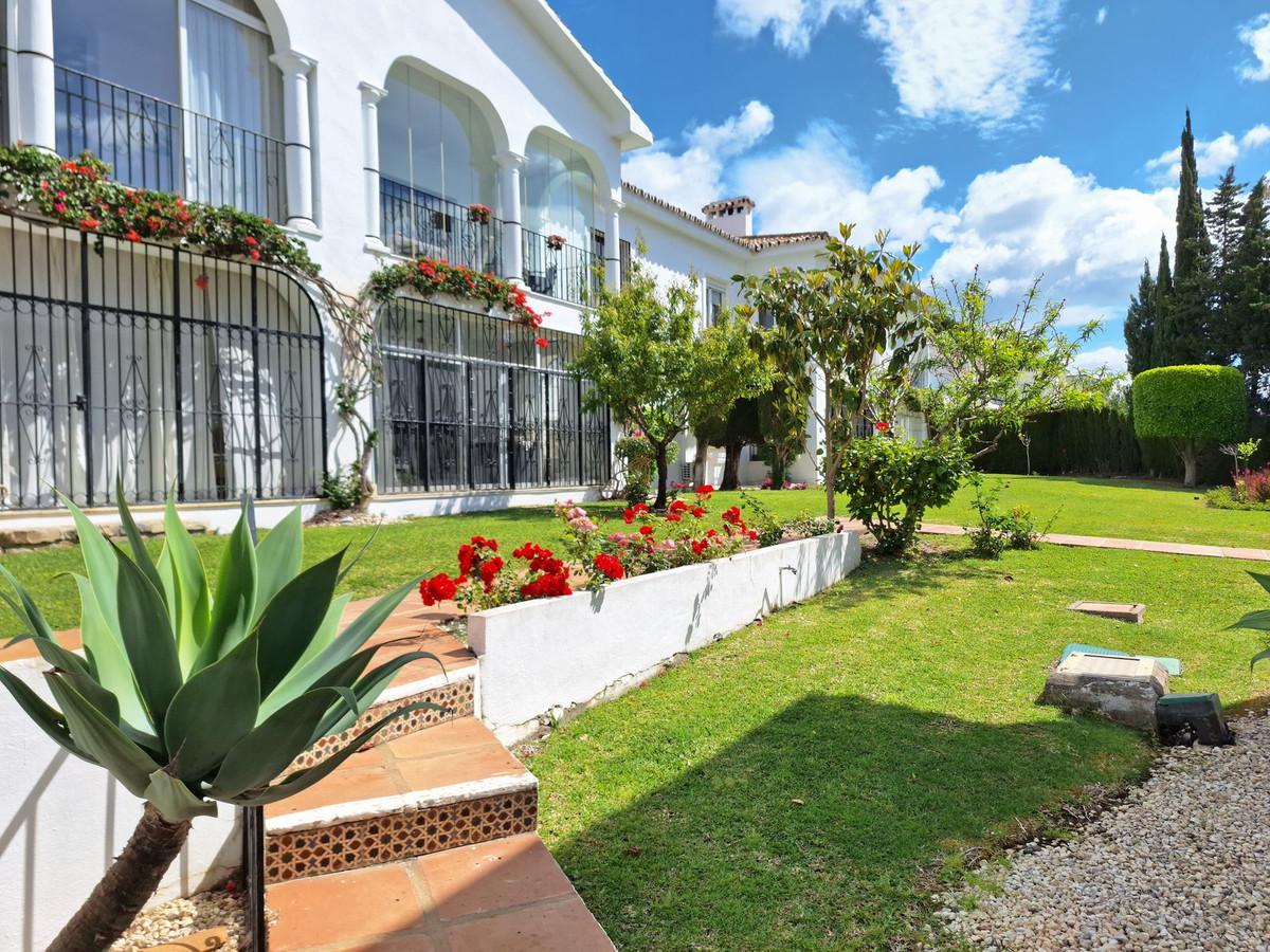 Apartment Ground Floor in Estepona