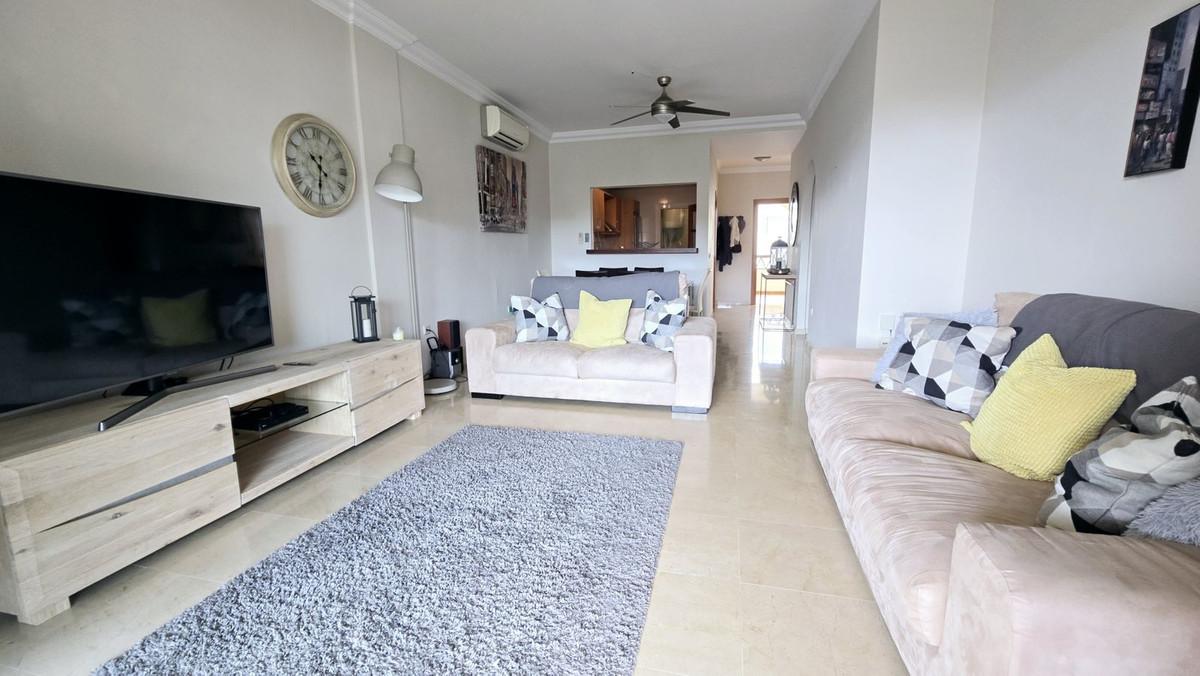 Apartment Middle Floor in La Cala Hills