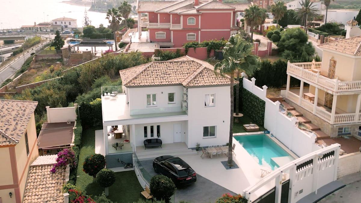 Villa Detached in El Faro