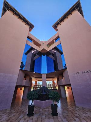 R4981051, Apartment Middle Floor in New Golden Mile
