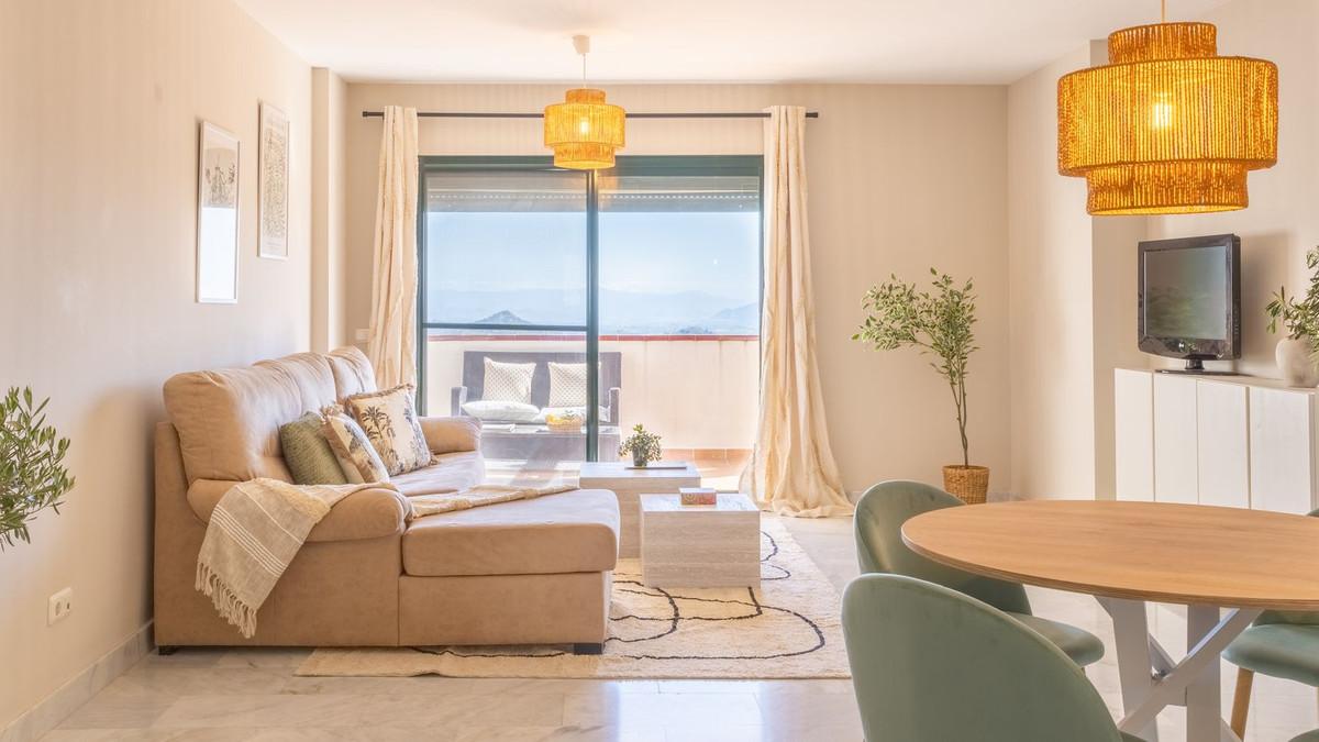 Apartment Penthouse in Guaro