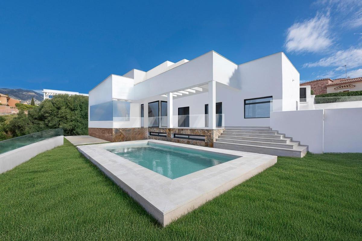 Villa Detached in El Coto