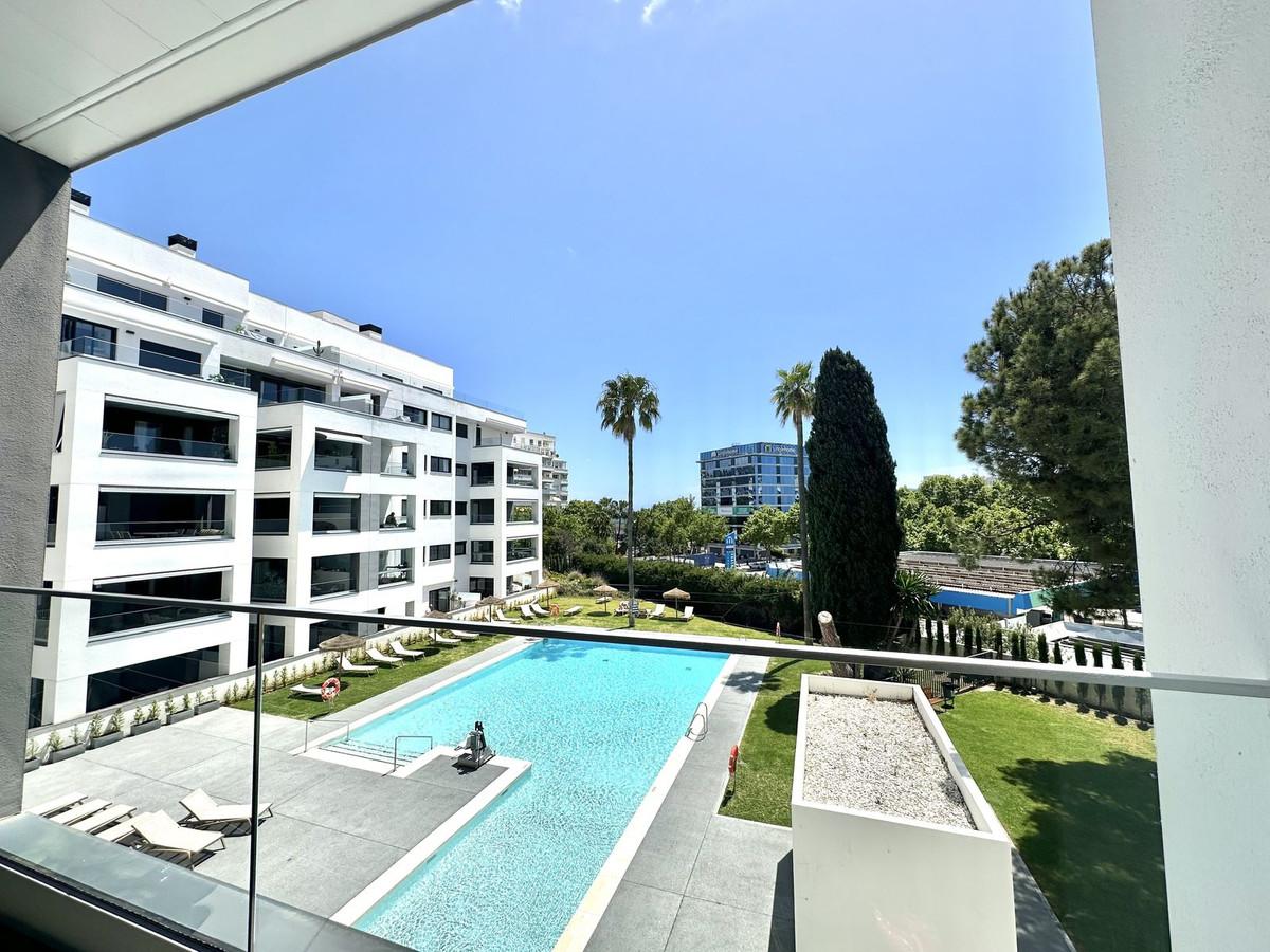 Apartment Middle Floor in Marbella