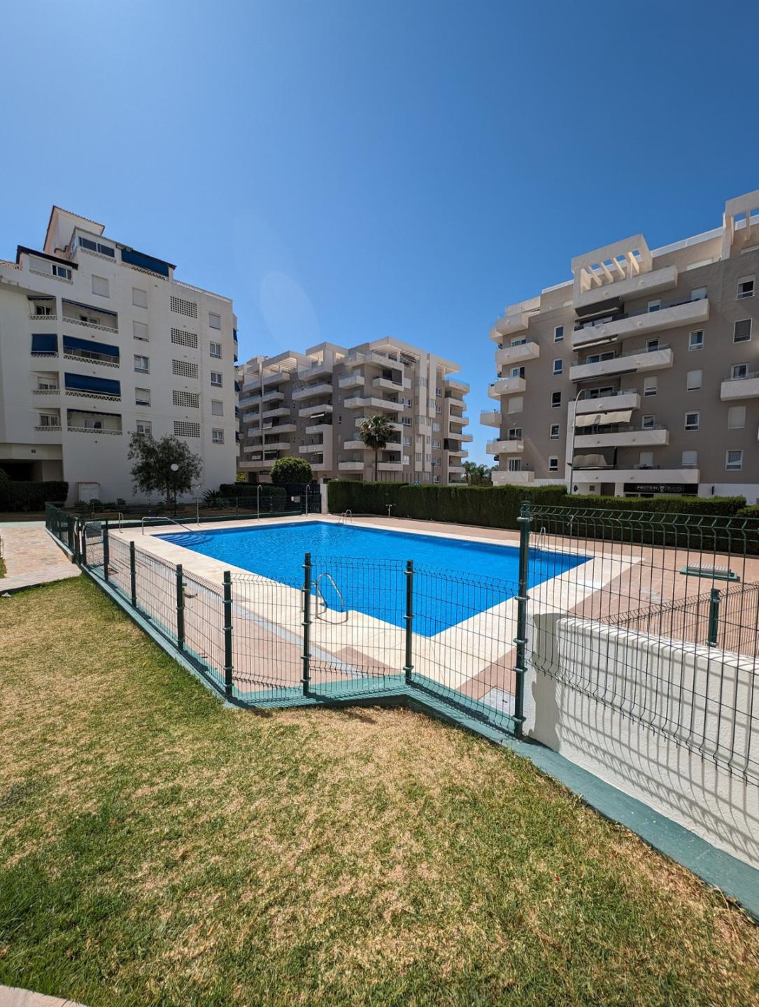 Apartment Middle Floor in Nueva Andalucía