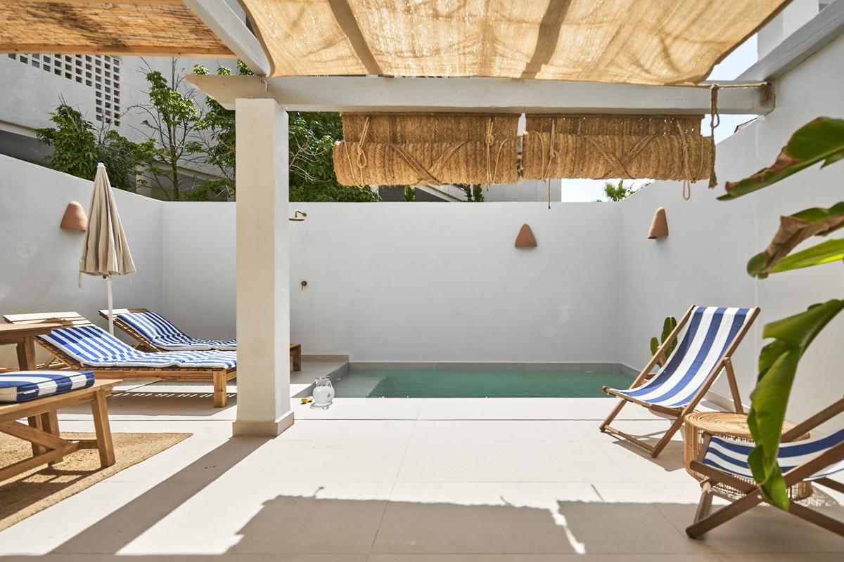 Townhouse Terraced in El Paraiso