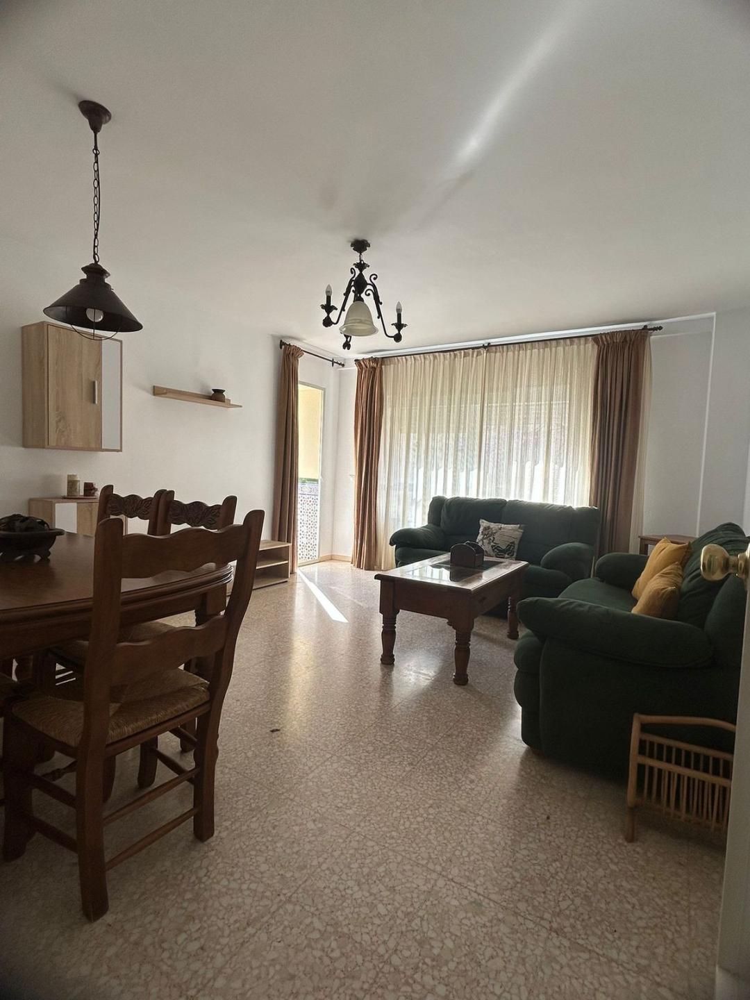 Apartment Middle Floor in Estepona