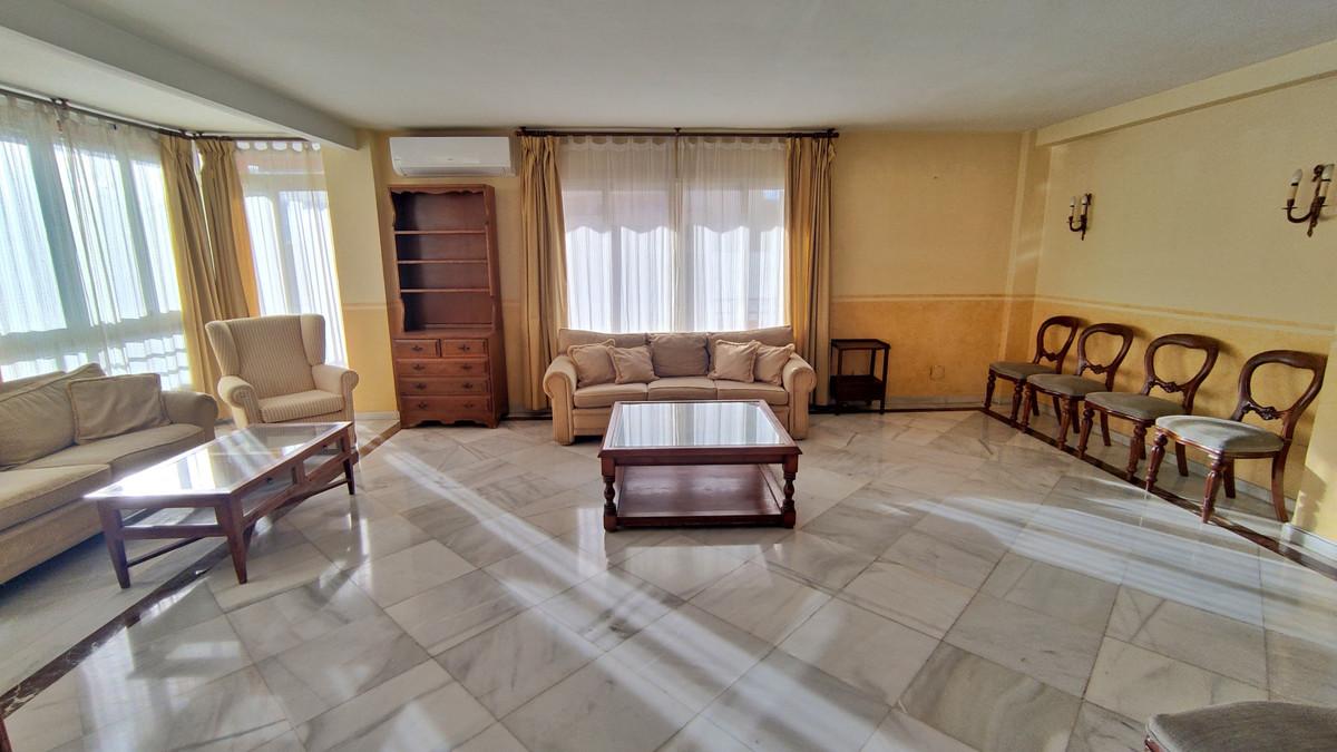 Apartment Middle Floor in Marbella