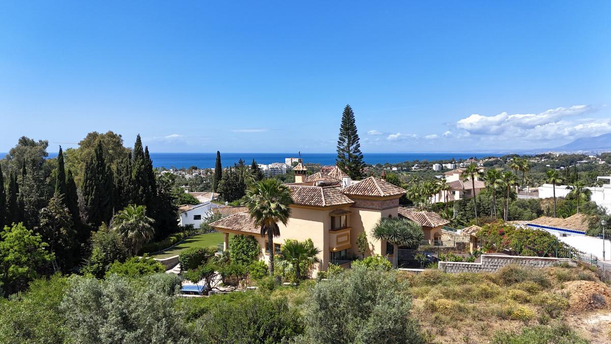 Plot Land in El Rosario