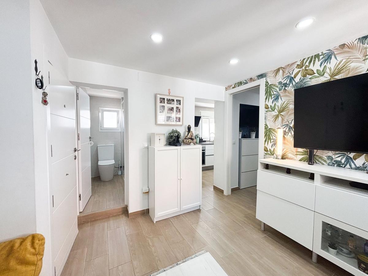Apartment Middle Floor in Estepona