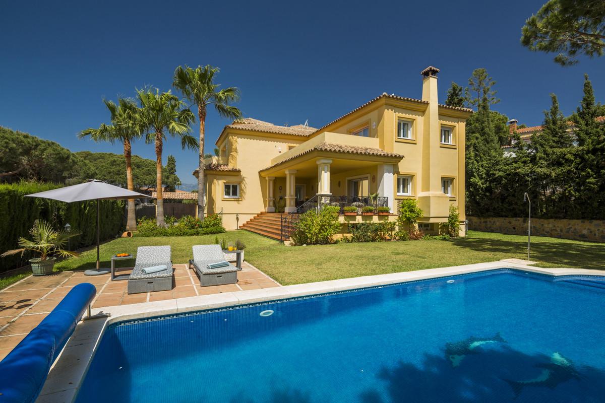 Villa Detached in Elviria