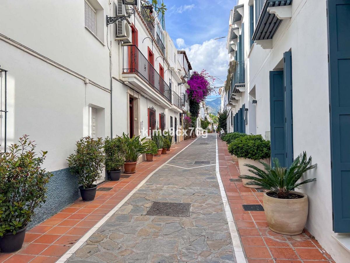 Villa Detached in Marbella