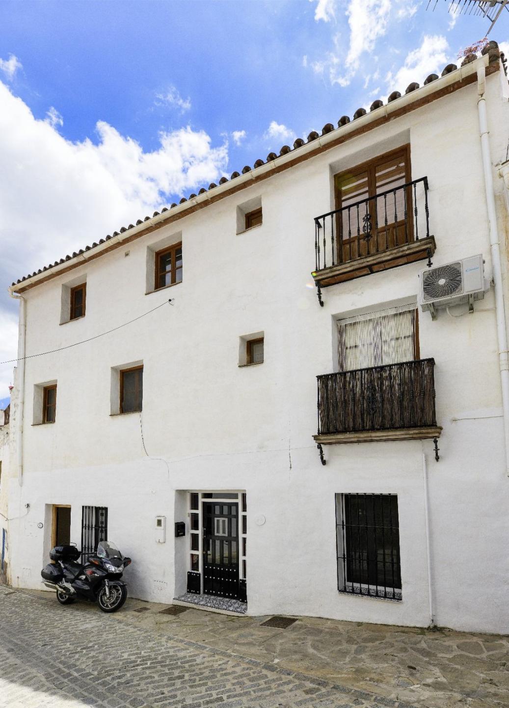 Townhouse Terraced in Monda