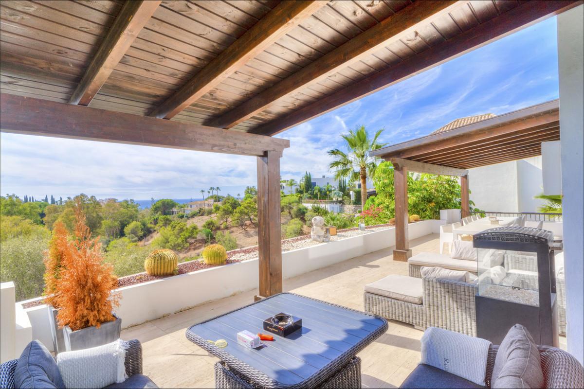 Villa Detached in The Golden Mile