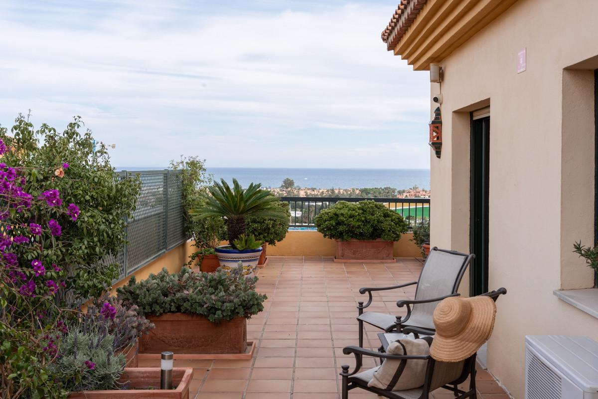 Apartment Penthouse in San Pedro de Alcántara