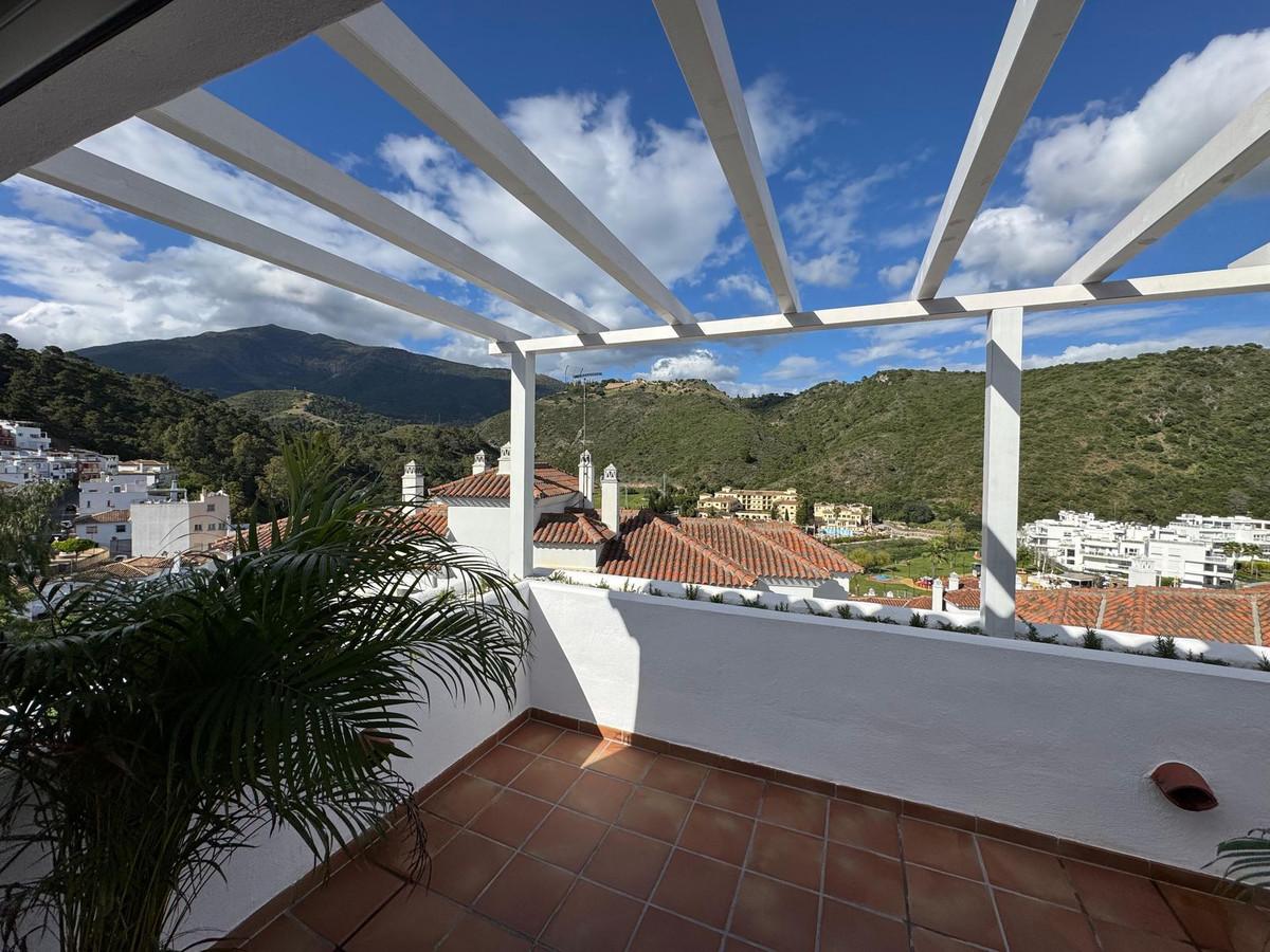 Apartment Penthouse in Benahavís