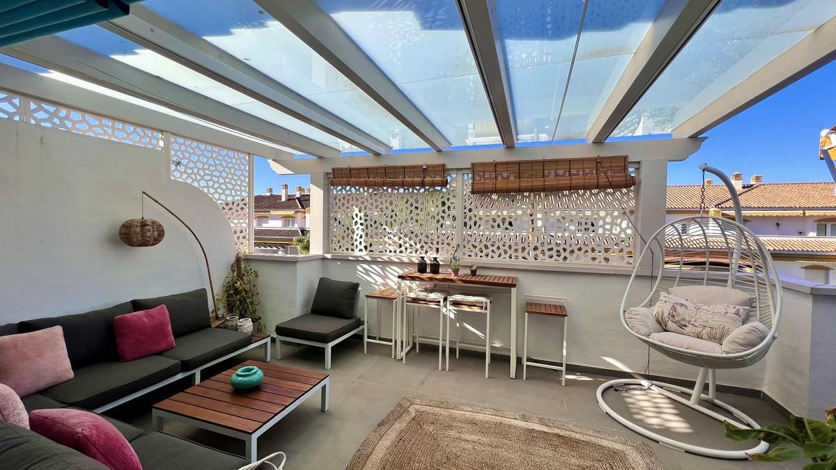 Apartment Penthouse in Nueva Andalucía