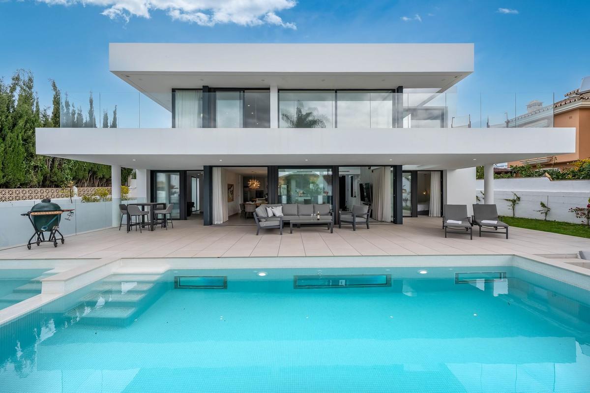 Villa Detached in San Pedro de Alcántara