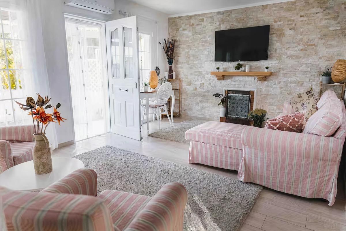 Apartment Middle Floor in Mijas