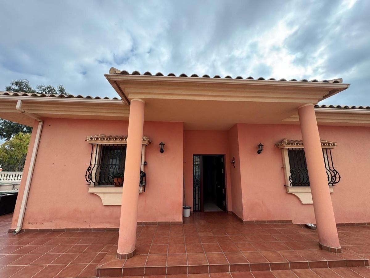 Villa Detached in Benalmadena Costa