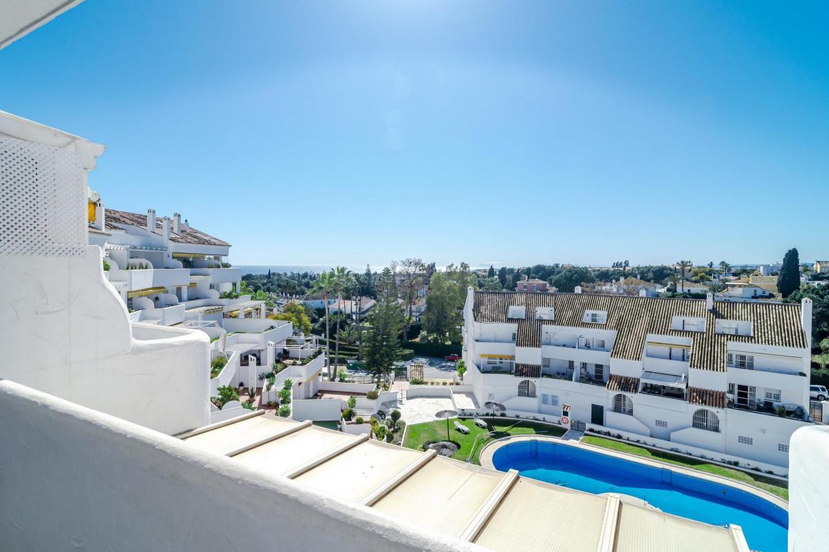 Apartment Penthouse Duplex in Nueva Andalucía