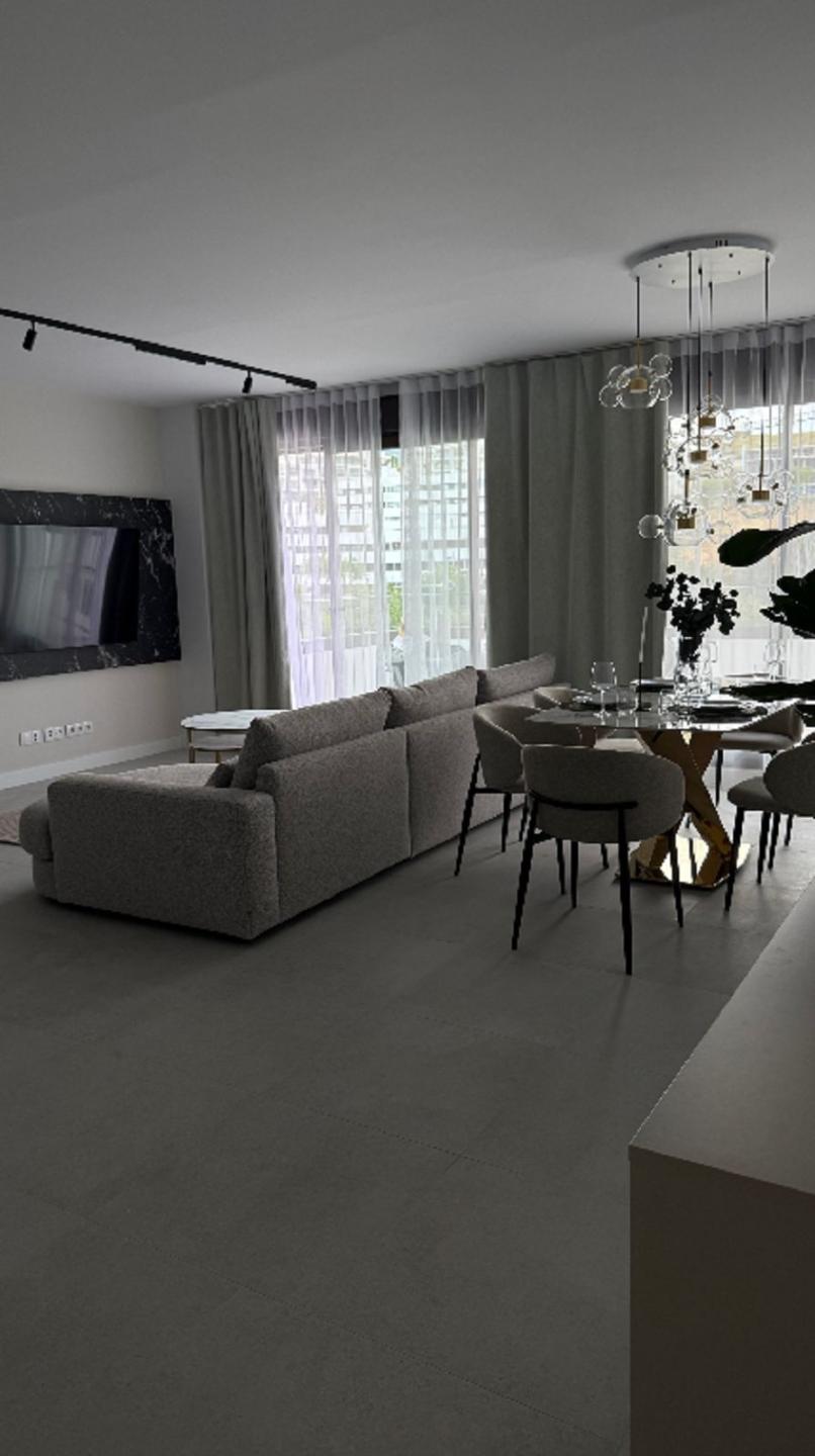 Apartment Middle Floor in Estepona