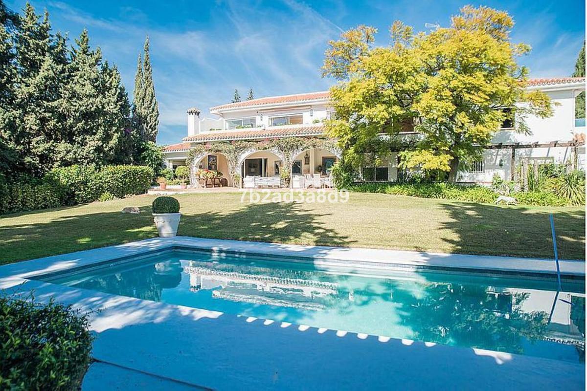 Villa Detached in Calahonda