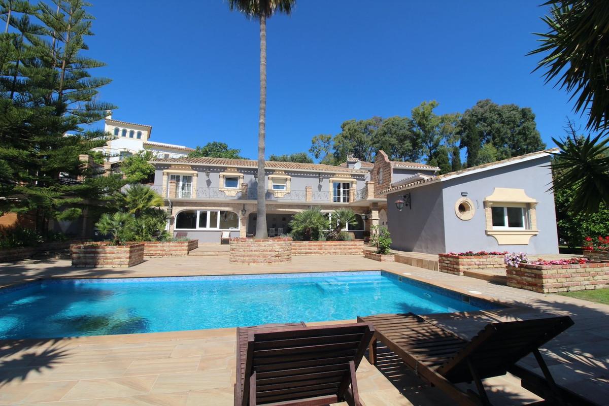Villa Detached in San Pedro de Alcántara