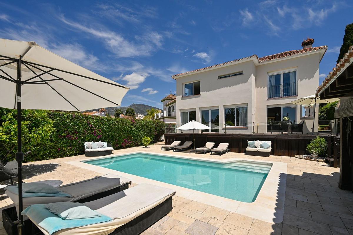 Villa Detached in R&iacute;o Real