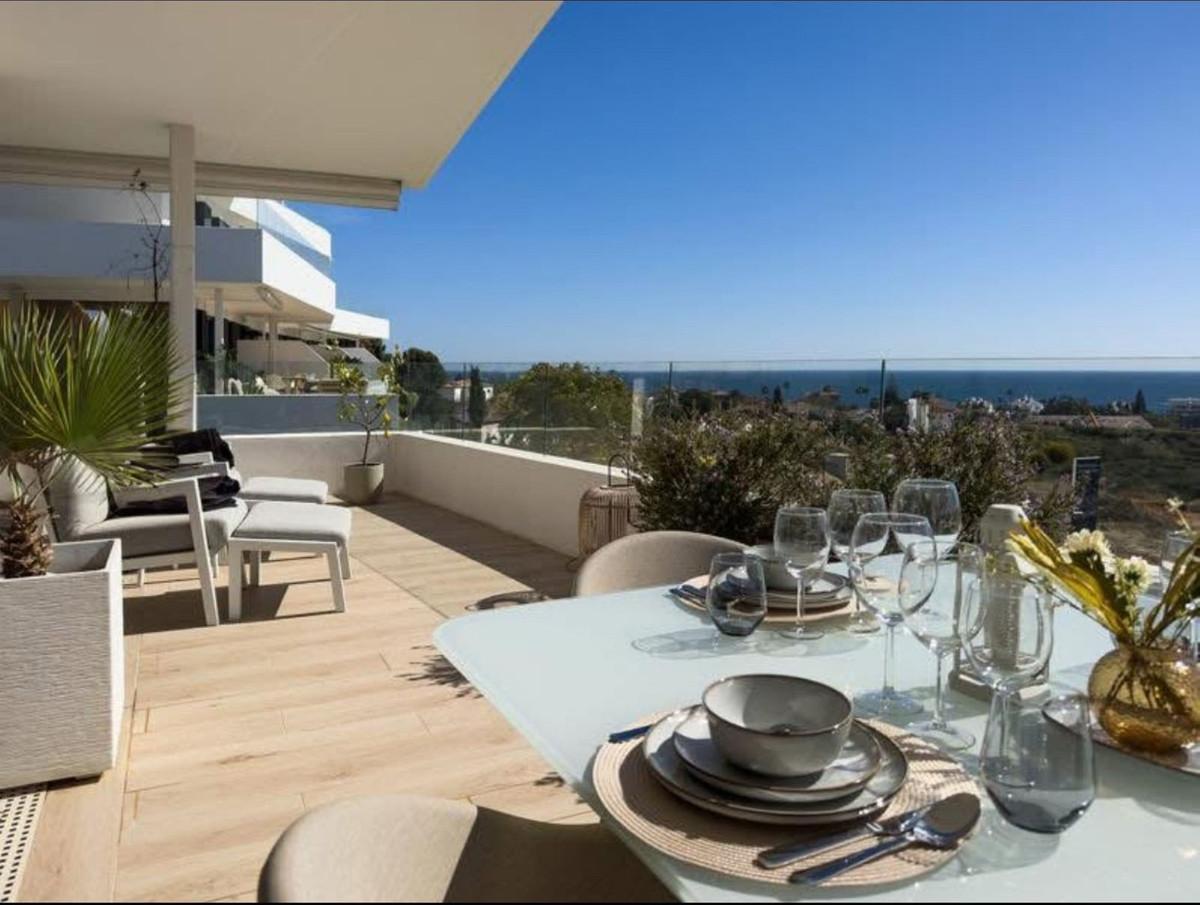 Apartment Middle Floor in Estepona