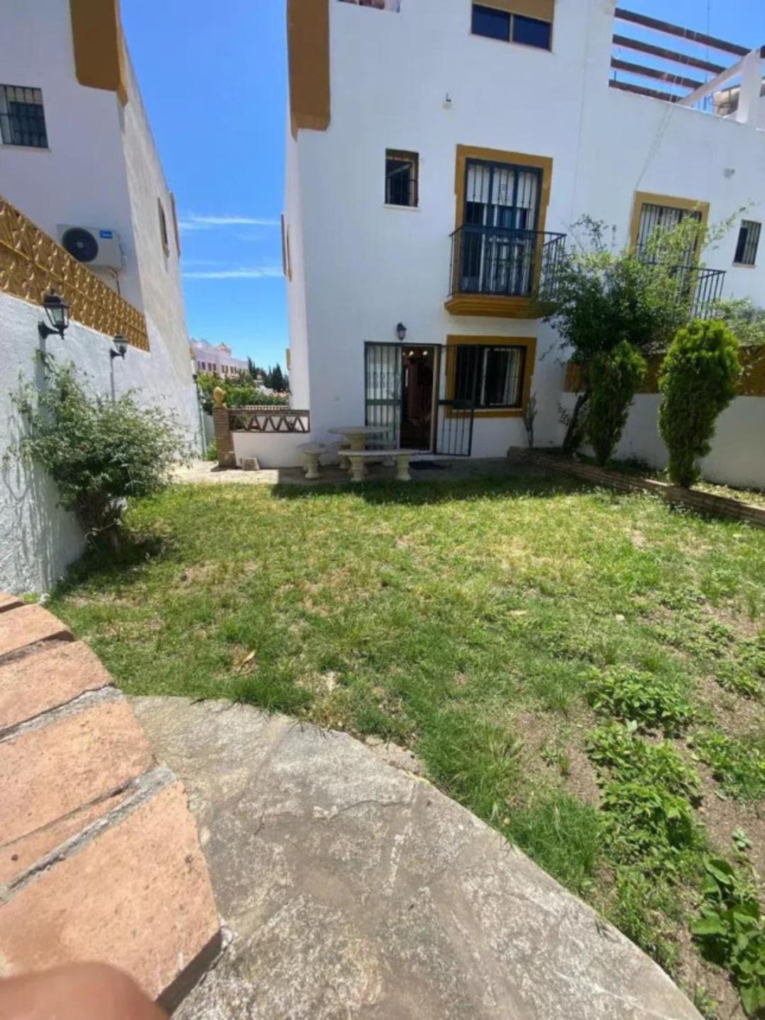 Villa Semi Detached in Marbella