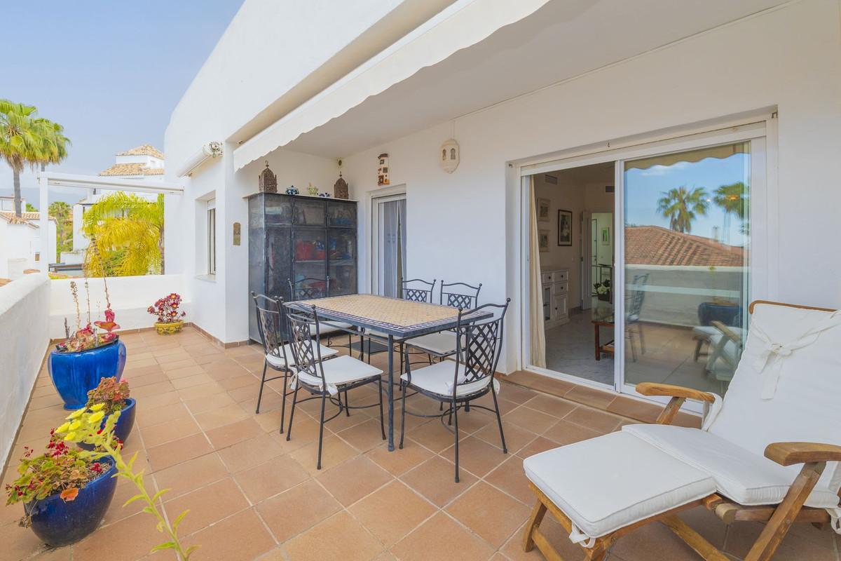 Apartment Middle Floor in Bahía de Marbella