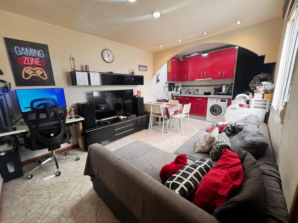 Apartment Middle Floor in Las Lagunas