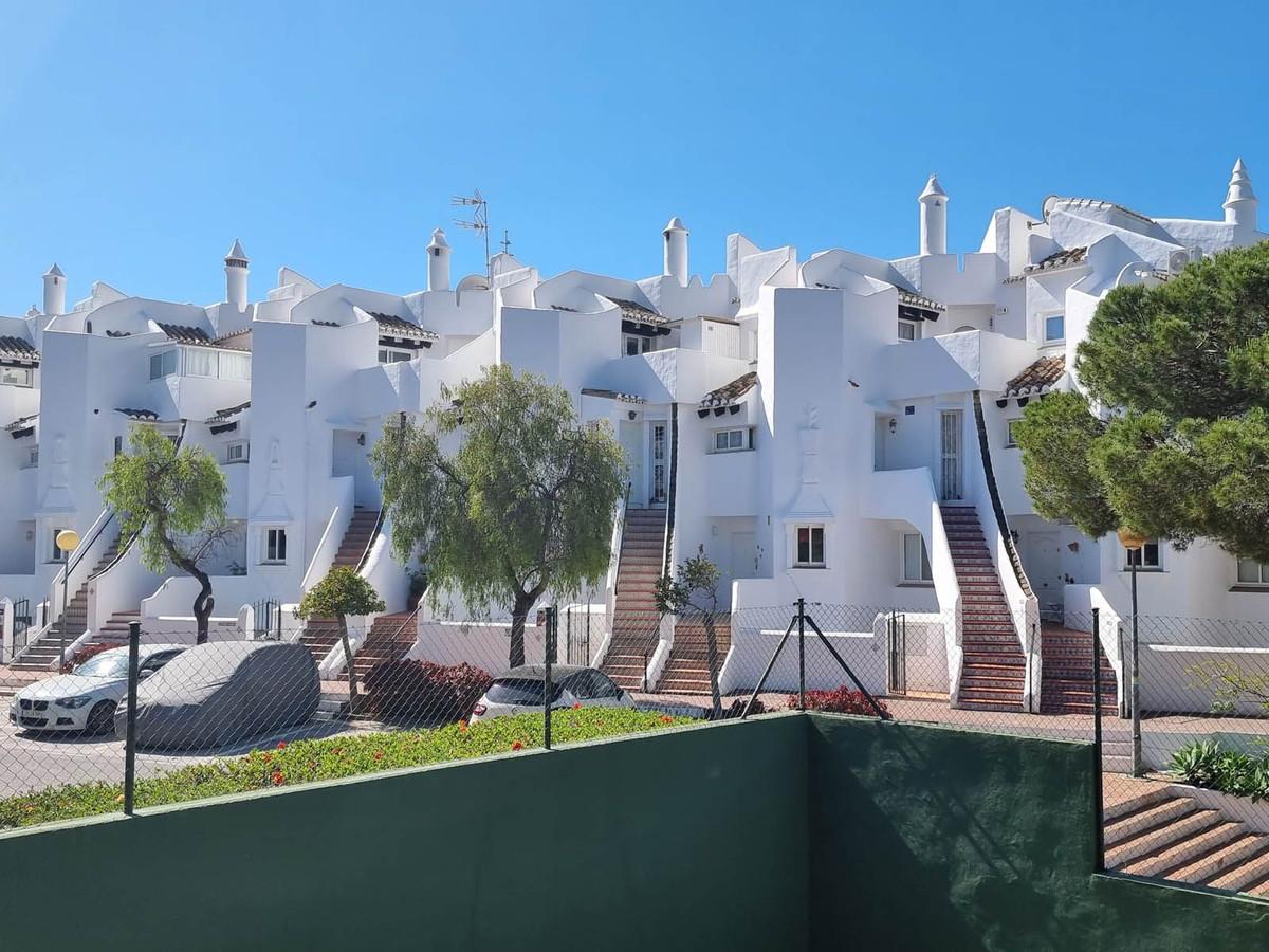 Apartment Ground Floor in Calahonda