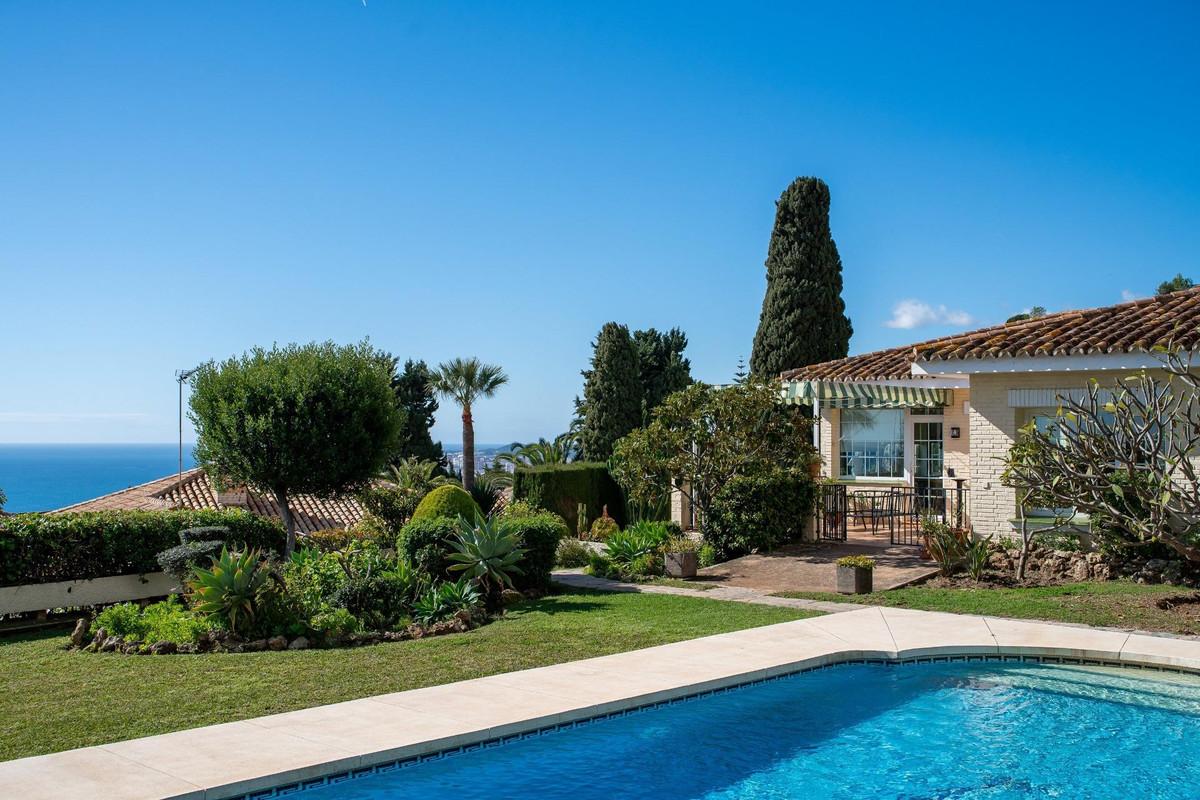 Villa Detached in Benalmadena Pueblo