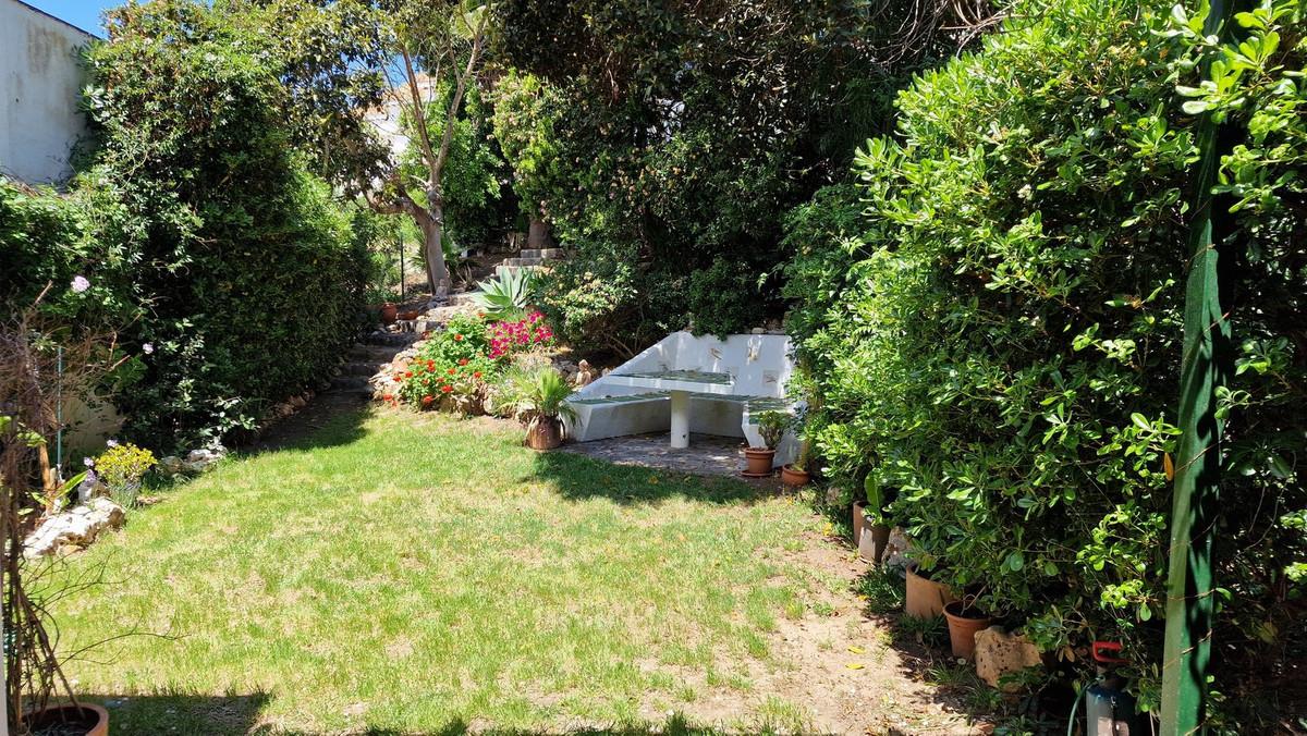 Townhouse Semi Detached in La Duquesa