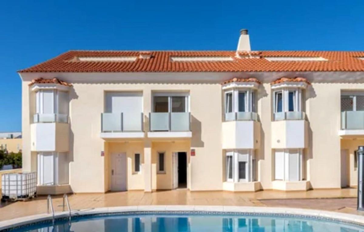 Townhouse Terraced in Los Boliches