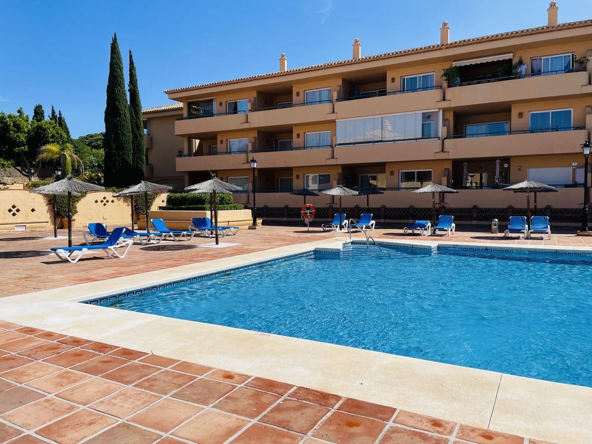 Apartment Middle Floor in Elviria