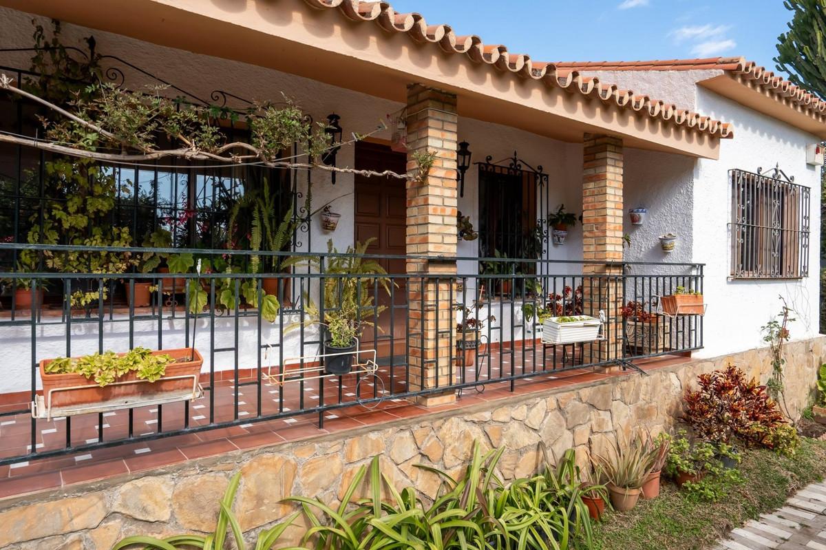 Villa Detached in Benalmadena