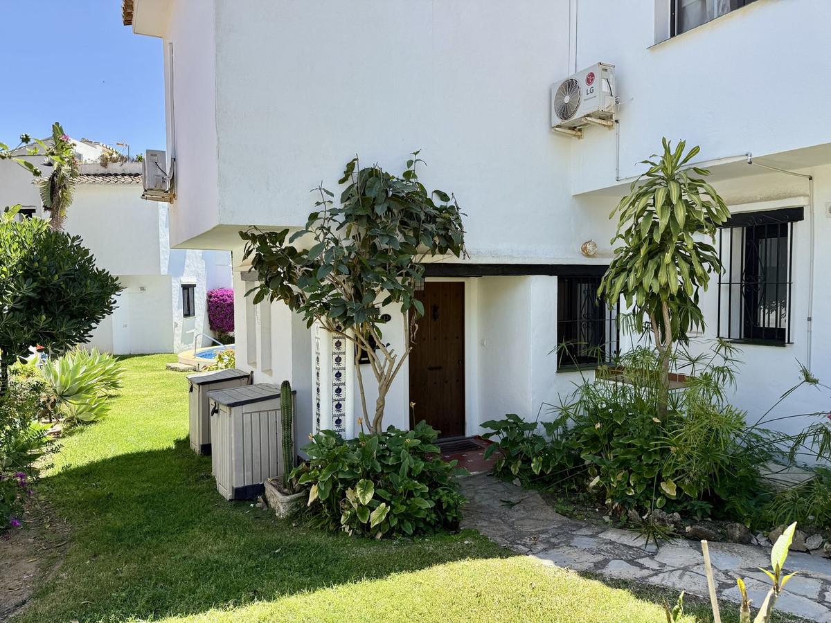 Townhouse Semi Detached in Calahonda