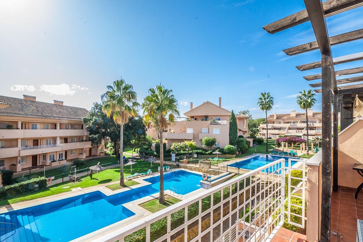 Apartment Penthouse in Elviria